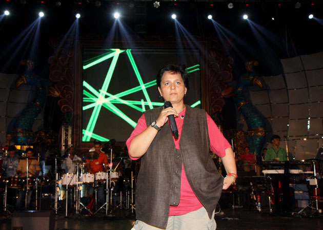 Falguni Pathak at one of the top dandiya garba venues