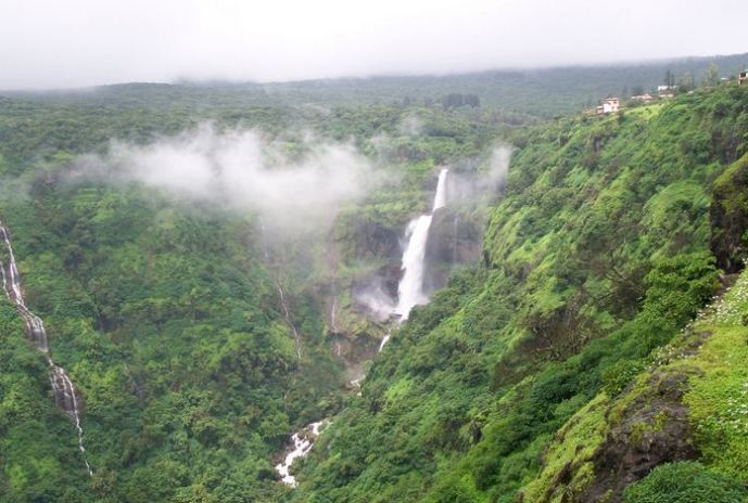 Lingmala Waterfalls in Mahabaleshwar