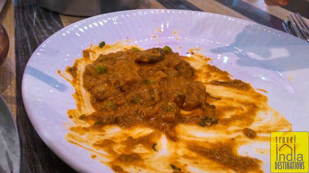 Dhingri Mutter Masaledar