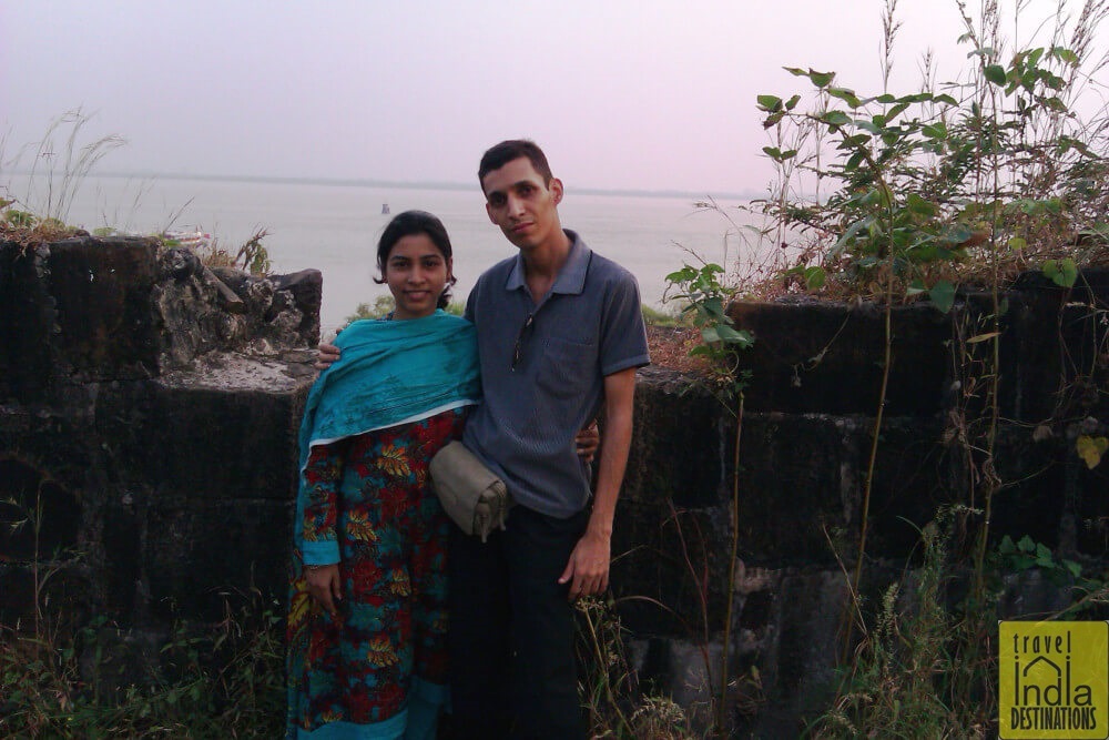 Sarah Sharukh Vasai Fort
