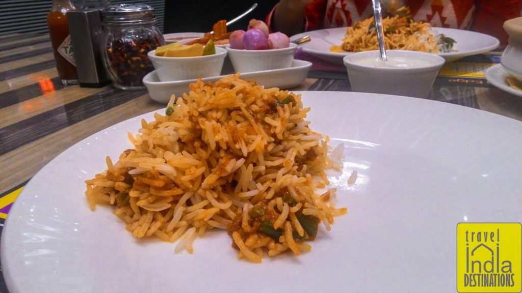 Vegetarian Subz Dum Biryani