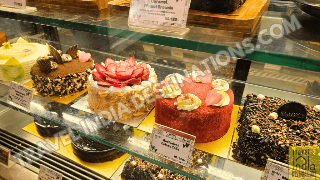 A range of Birthday and Christmas Cakes at Birdys, one of the best Christmas cake shops in Mumbai.