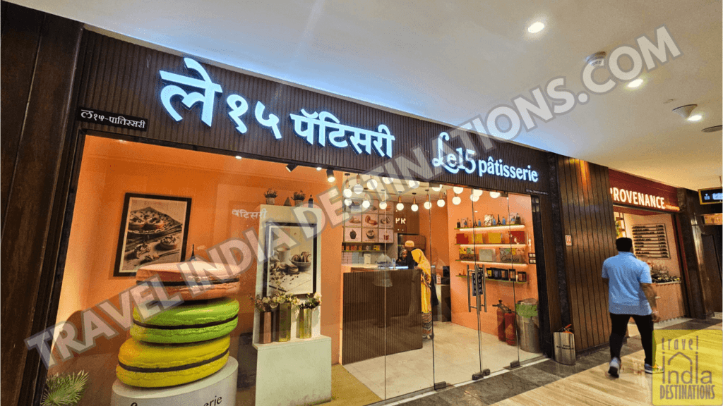 LE15 Patisserie Store in Palladium Mall Mumbai is among the best cake shops in Mumbai for Christmas.