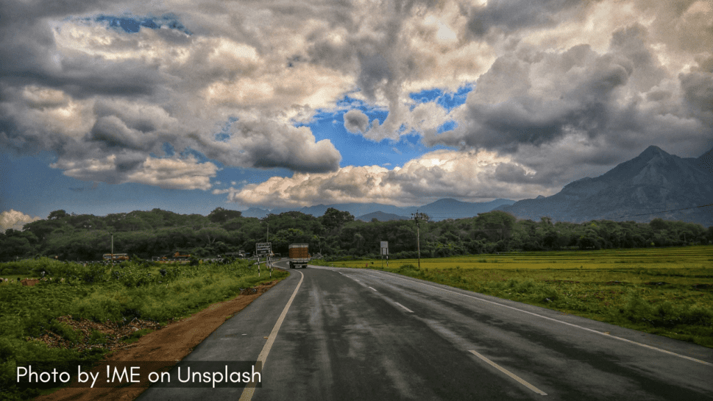 The road in Tirunelveli one of the places to visit in Tamil Nadu during monsoon