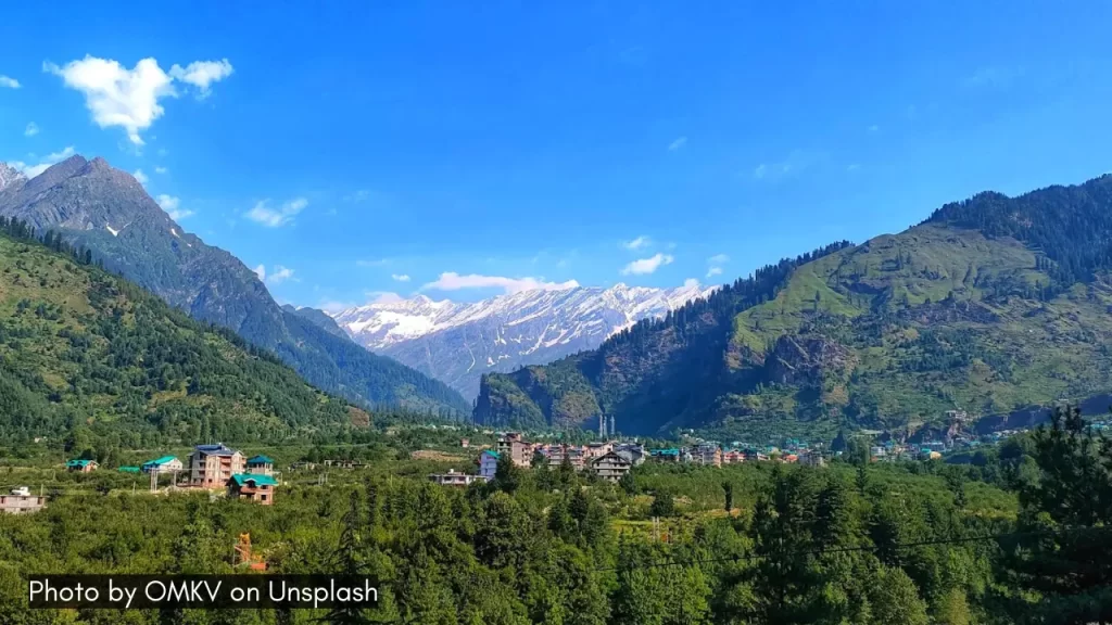 a scenic view of Manali in Himachal Pradesh one of the best places to visit in May in India