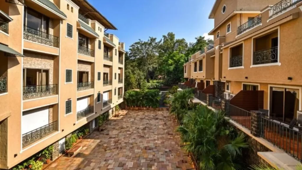 Meritas Crystal Resort Lonavala – affordable family hotel with clean modern interiors for a lovely winter holiday.