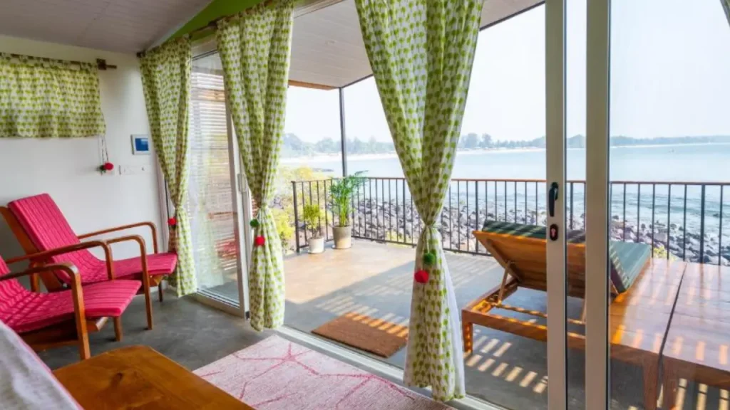 Cozy interiors of the Grand Room with Sea View at Casa Jaali overlooking the Patnem Beach, one of the best hotels in South Goa.