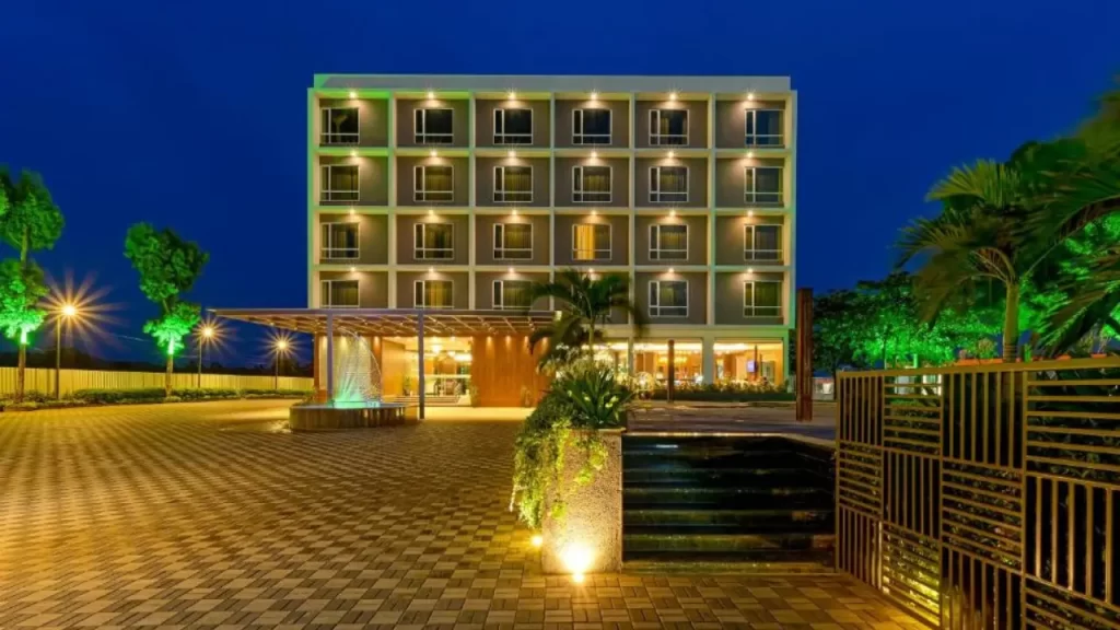 Effotel by Sayaji Sarola lit up during evening hours