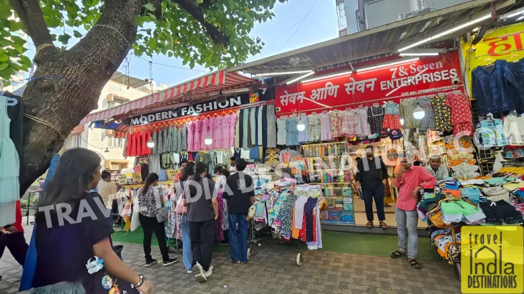 Local stores on Hill Road Bandra selling fashion clothing one of the best places for shopping in Mumbai for budget deals. 
