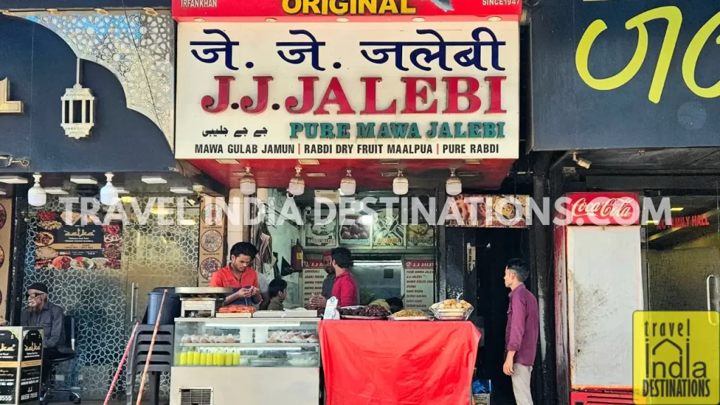 The main store of JJ Jalebi near JJ hospital, known for pure mawa jalebi and Ramadan sweets in Mumbai.