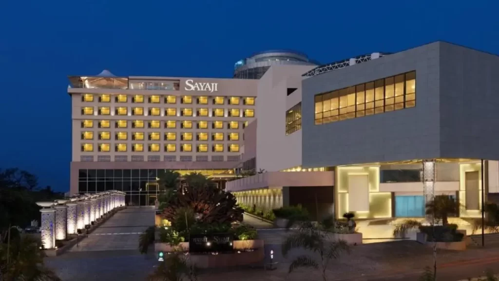 Frontal view of the Sayaji Kolhapur building one of the value for money hotels near ghats in Maharashtra